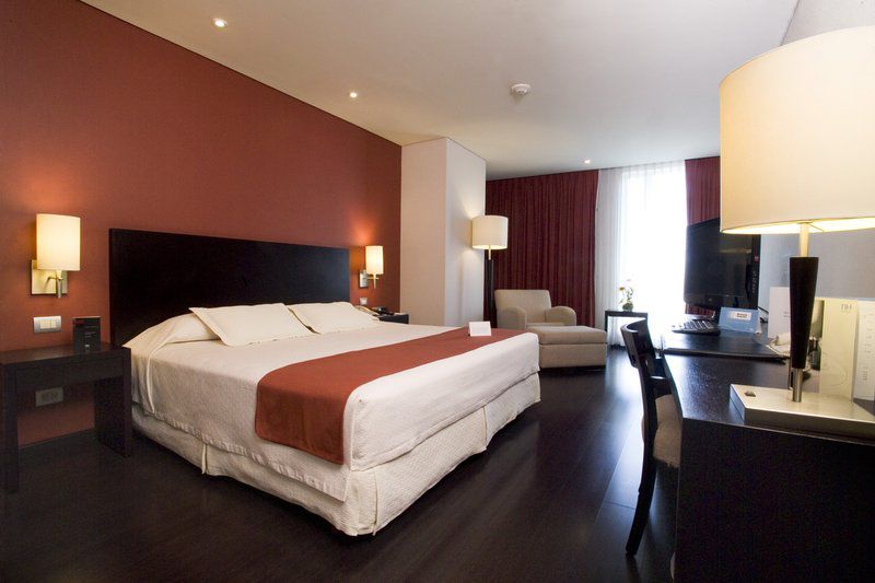 Nh Queretaro Hotell Exteriör bild