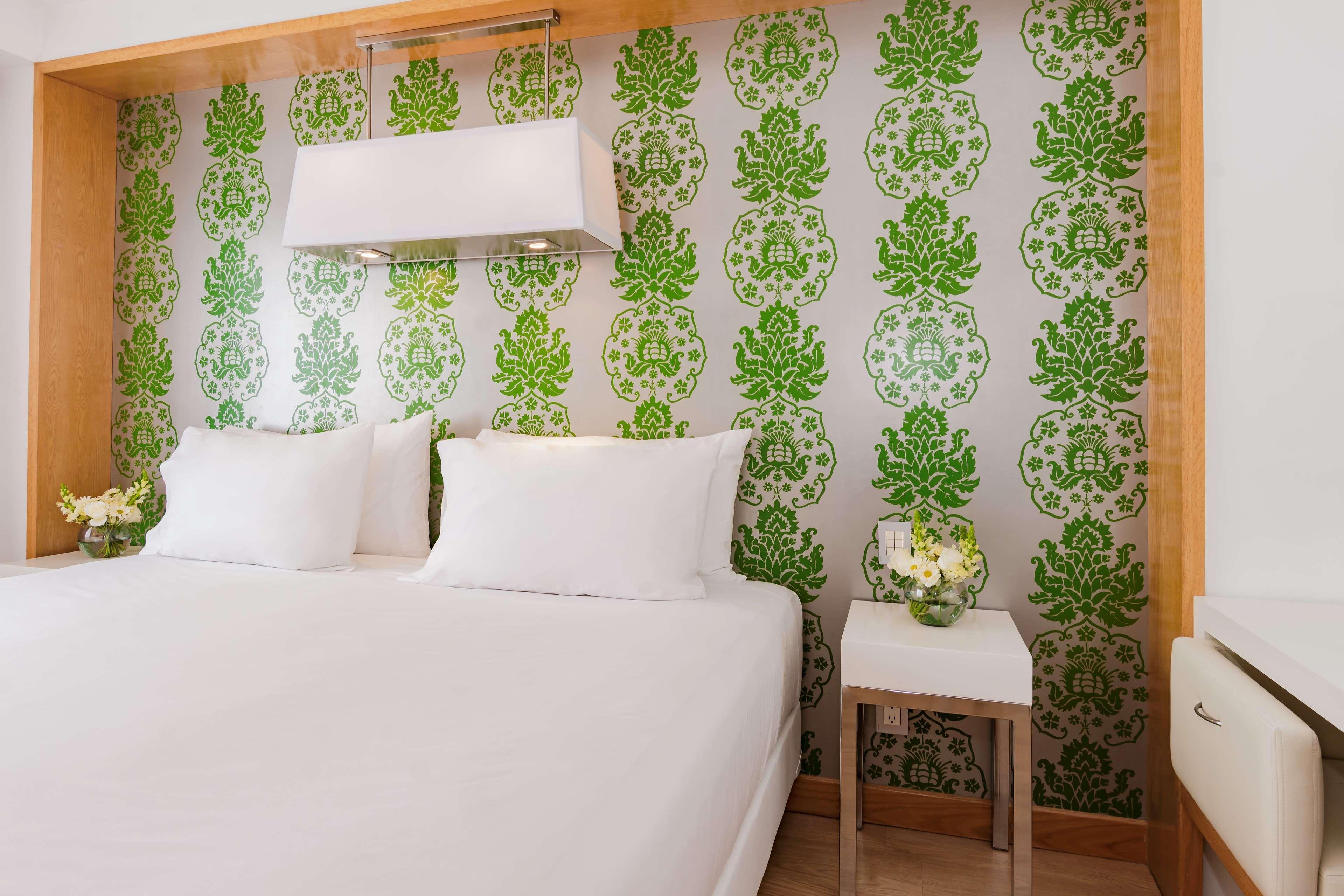 Nh Queretaro Hotell Exteriör bild